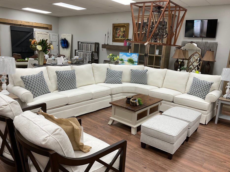 Wedge sectional - snow