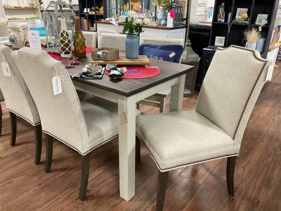 Empire back dining chair