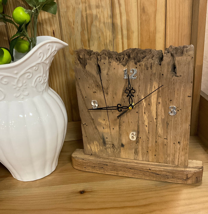 Rustic Clock - Chestnut