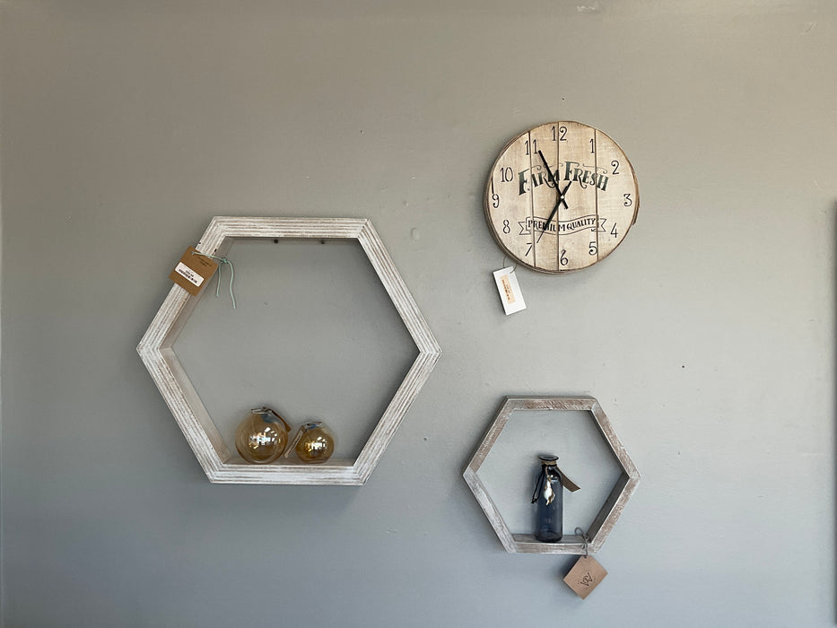 Hexagon wall shelf - maple