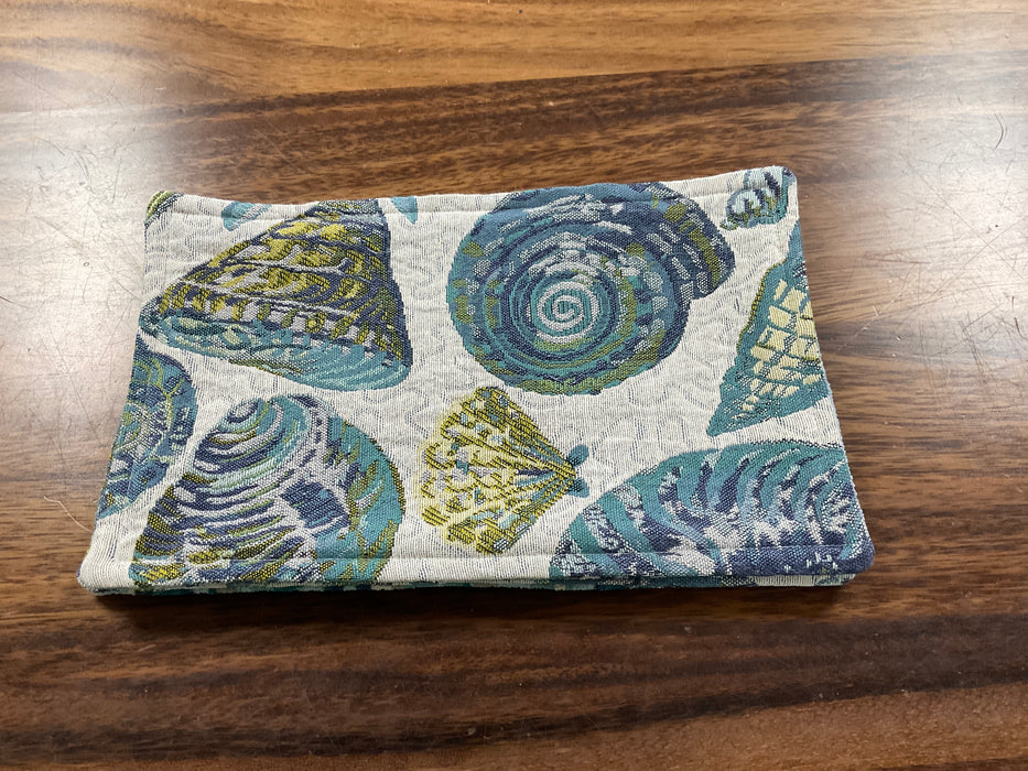 Mug rugs