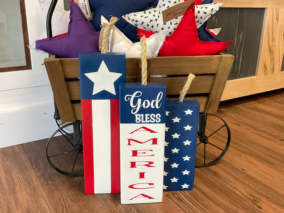 Wood patriotic firecrackers