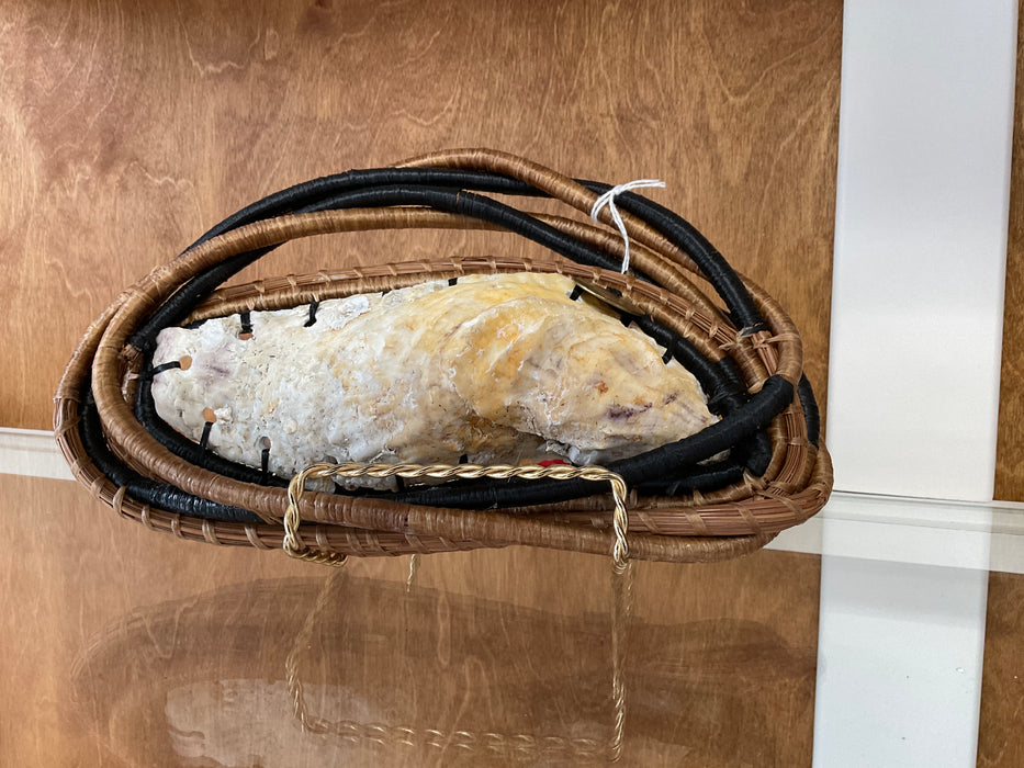 Oyster with 3 pearls 3