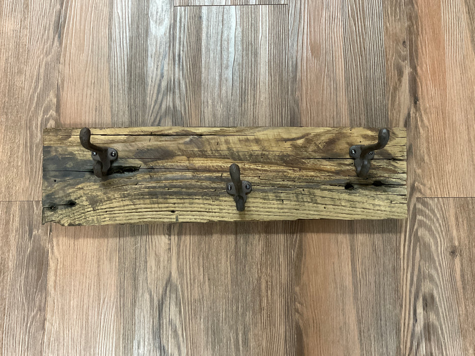 Rustic board with hooks