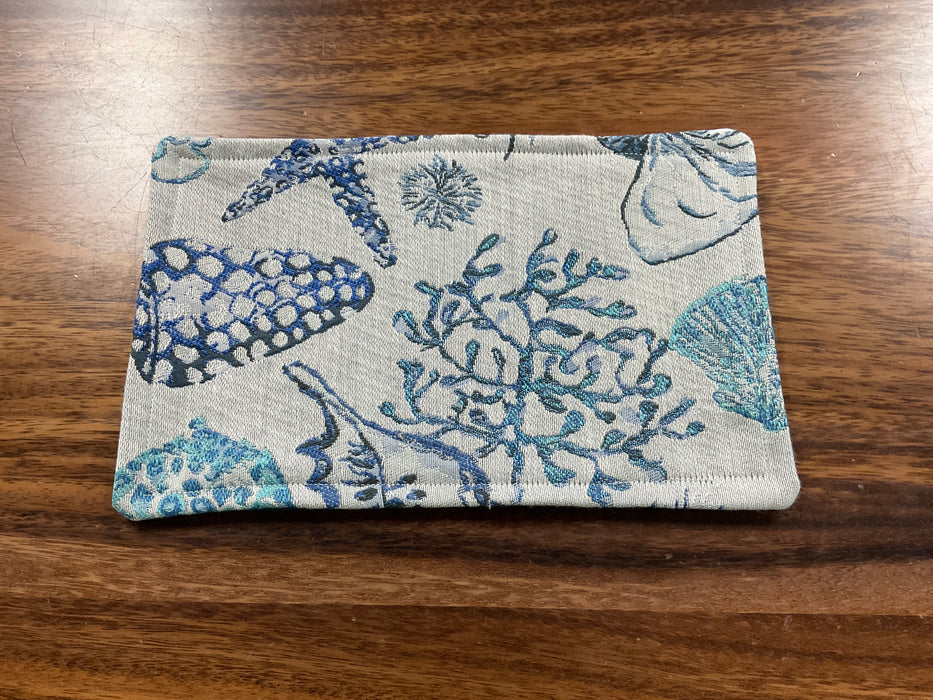 Mug rugs