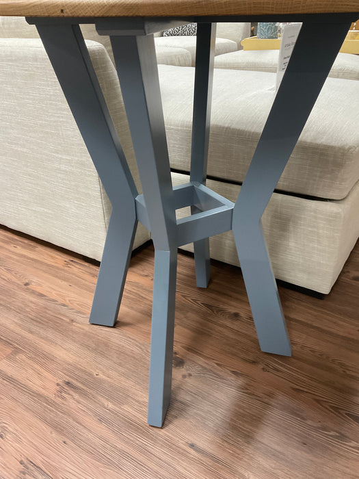 Round Oak End Table - Cashmere
