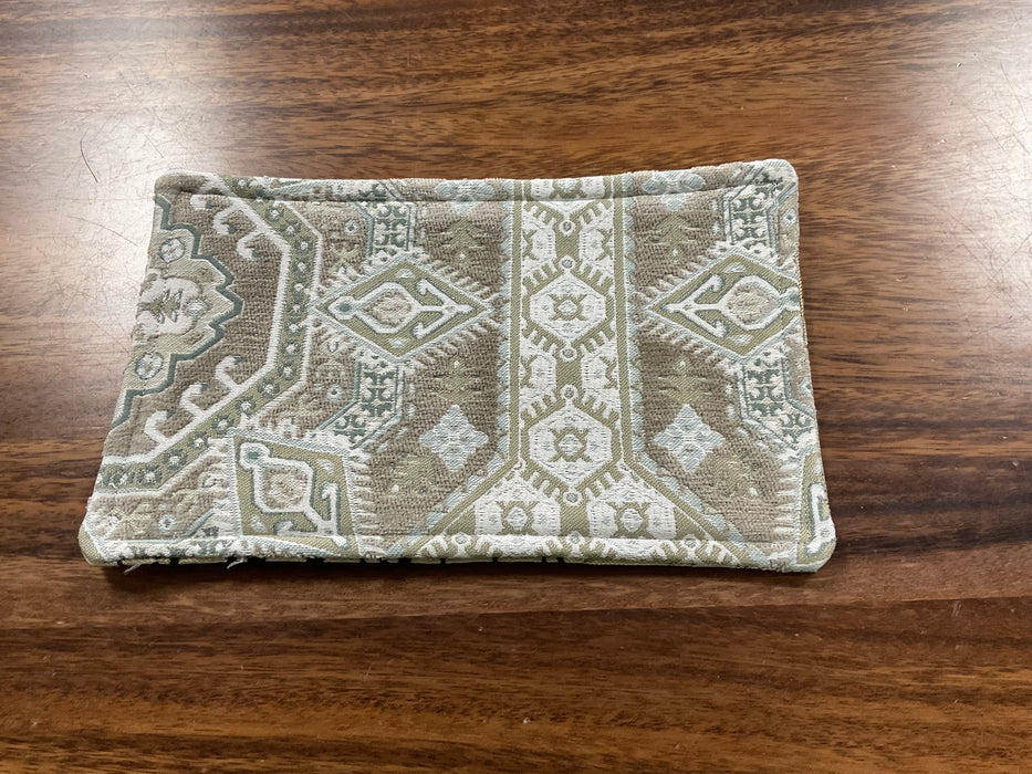 Mug rugs