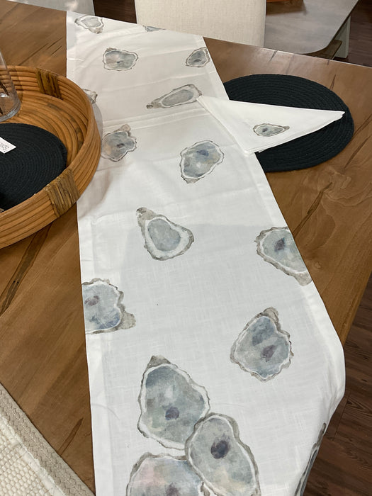 Table Runner - Large Oysters
