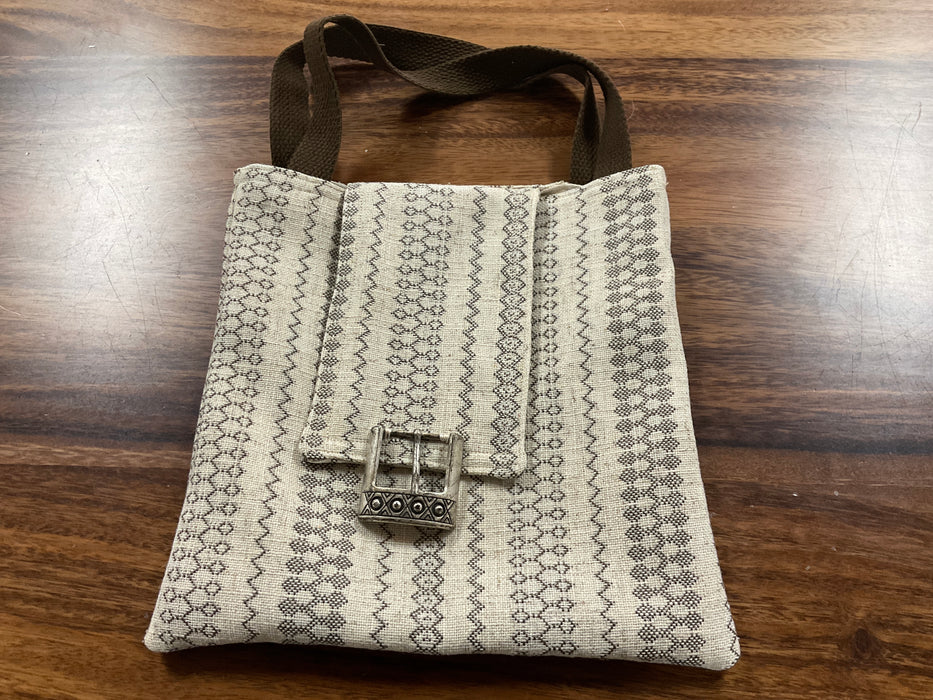 Market lined totes