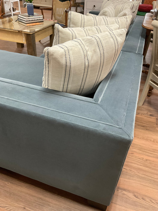 Right arm chaise sofa sectional