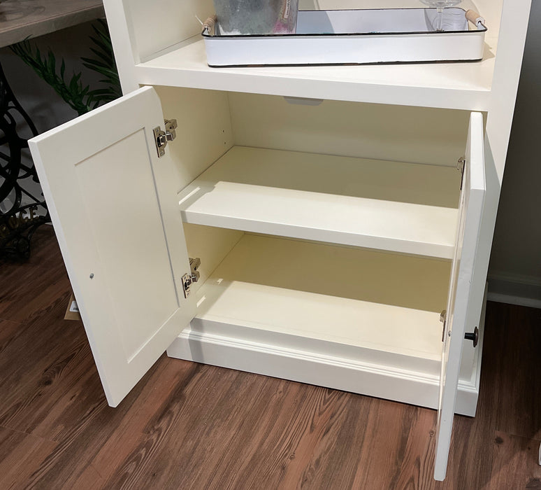 Bay City - Wine Cabinet