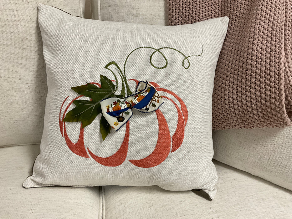 Throw pillow- Pumpkin