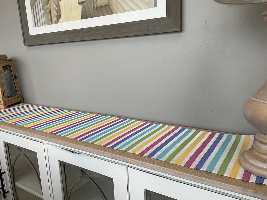Multi-color table runner