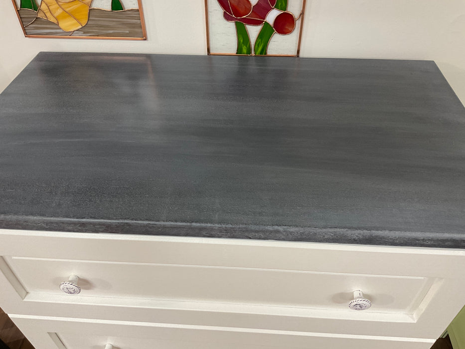 Greenville - Sapele top dresser