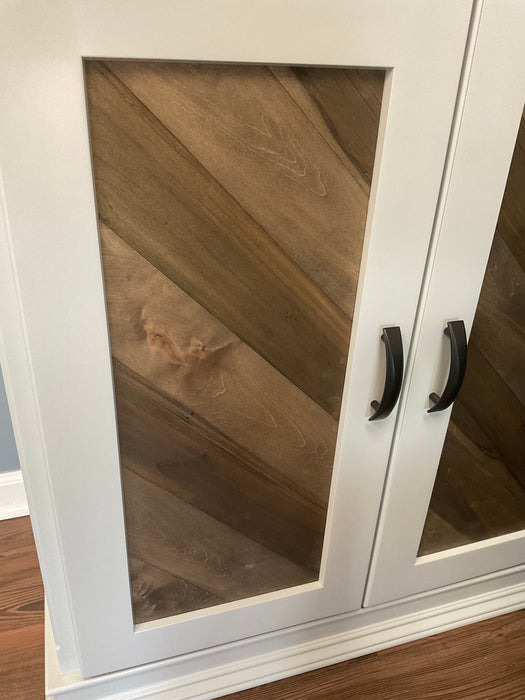 Saline Cabinet - Wood inserts