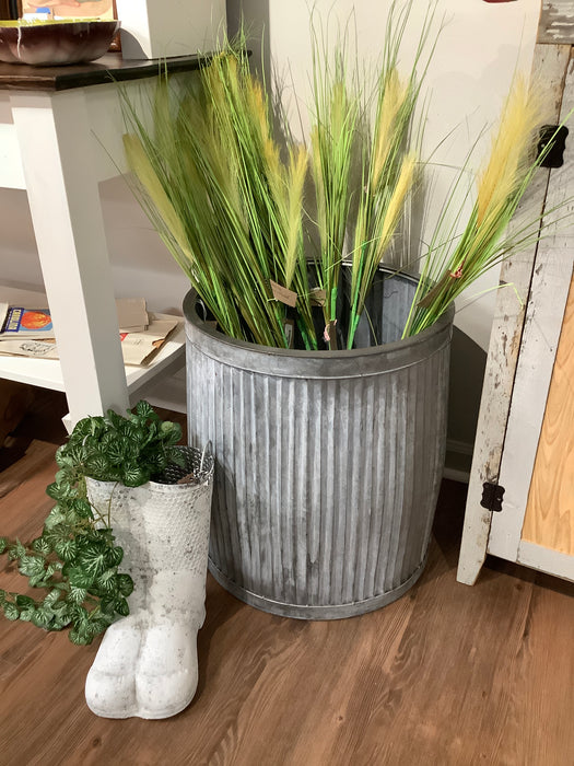 Corrugated metal planter