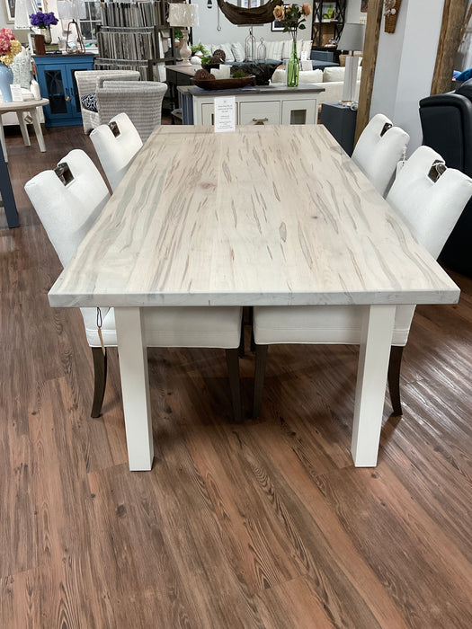 Clawson dining table - Maple