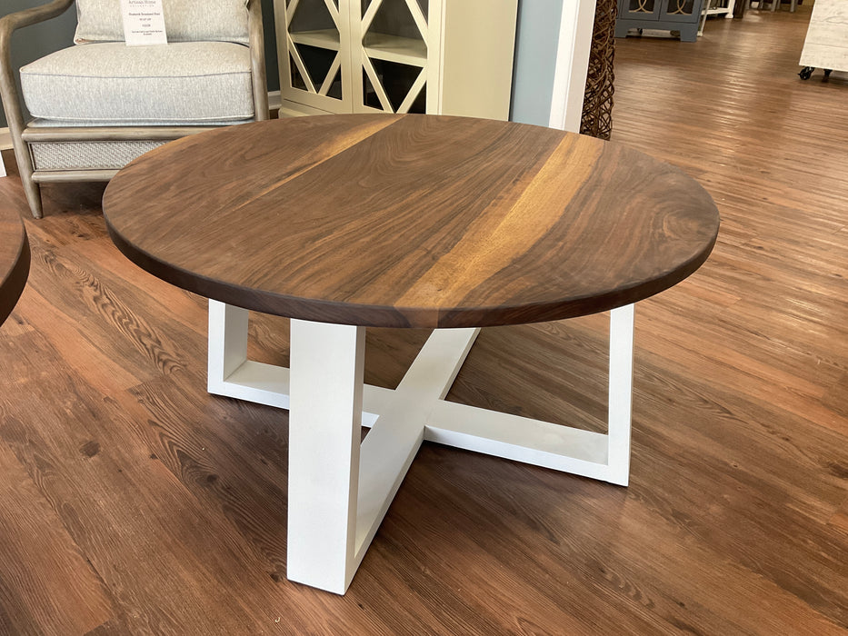 Taylor round coffee table - Walnut