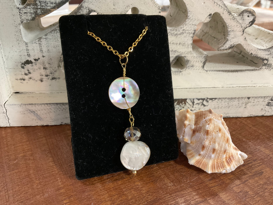 Mother pearl button and bead necklace
