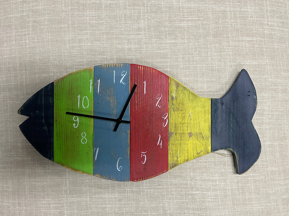 Fish shaped clock