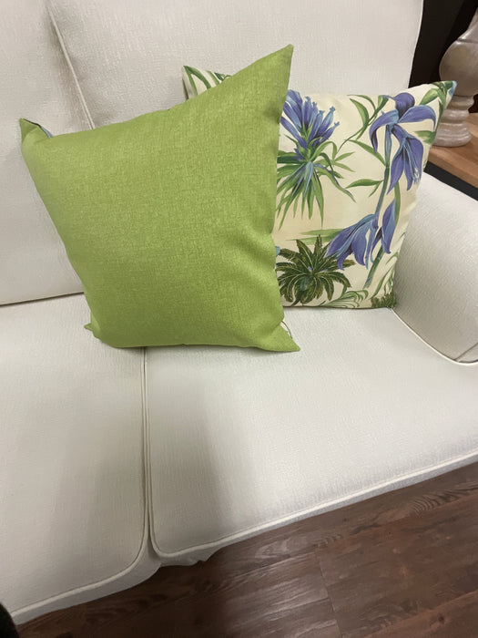 Throw Pillow - Hawaiian Flowers