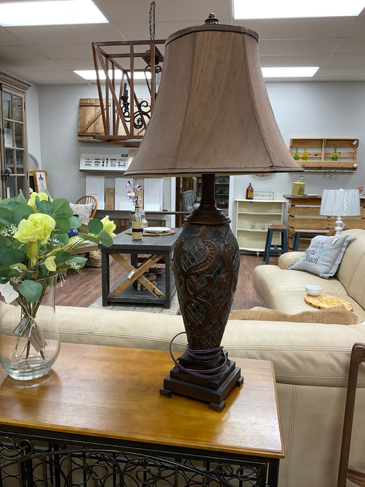 Bronze lamp