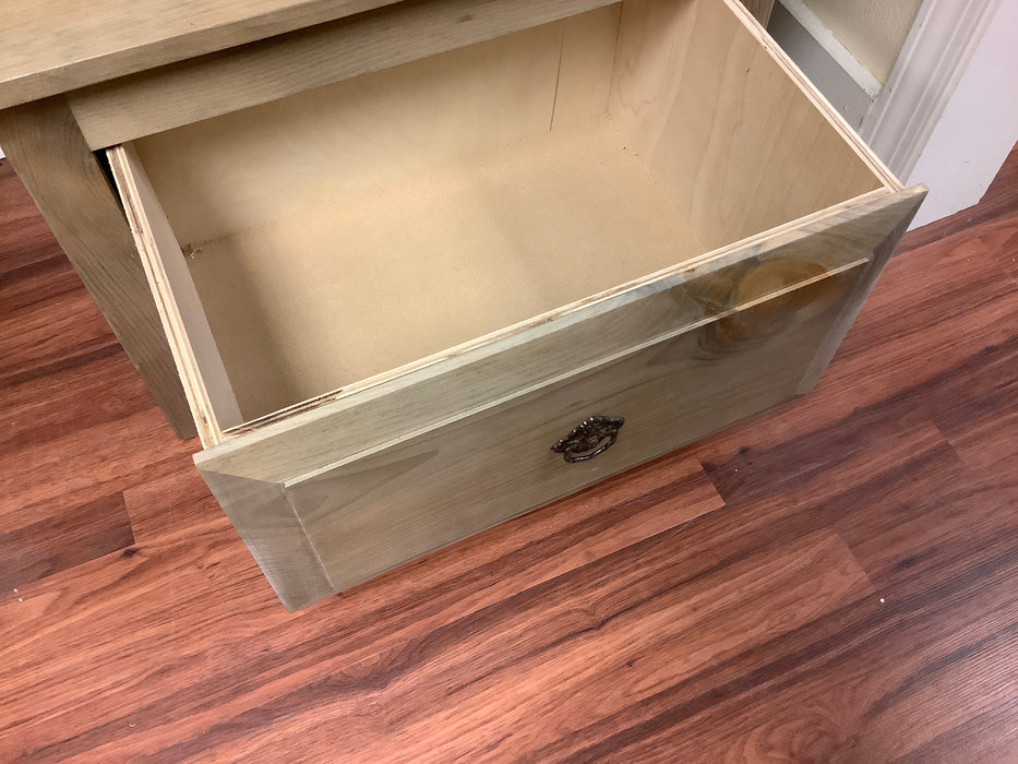 Single seat hall tree