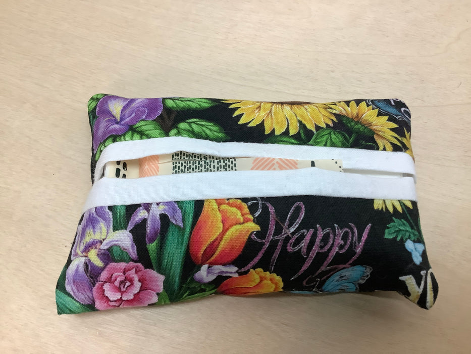 Tissue holder