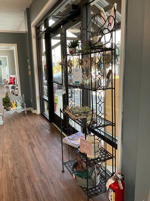 Bakers rack