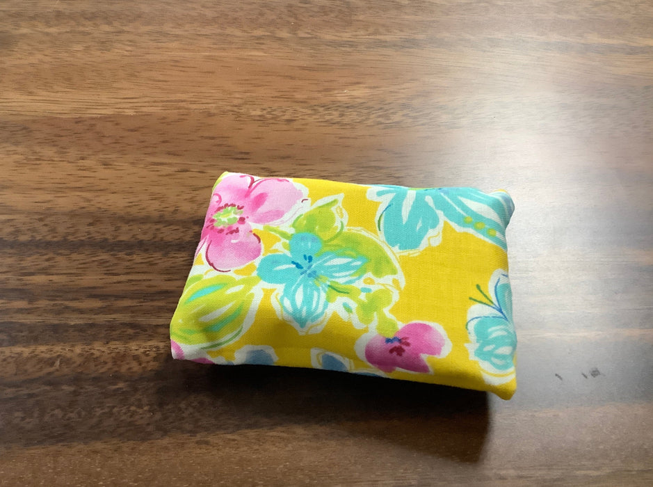 Tissue holder