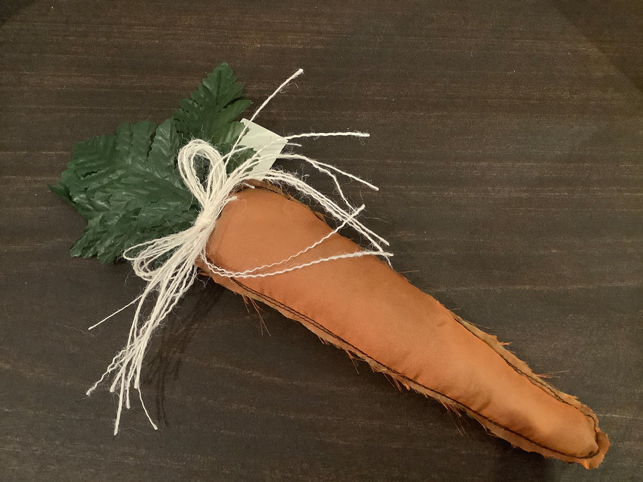 Fabric carrot
