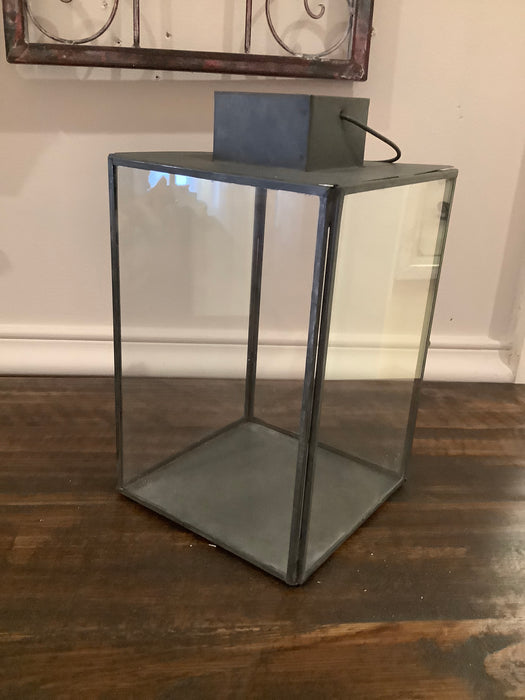 Large Hayworth lantern