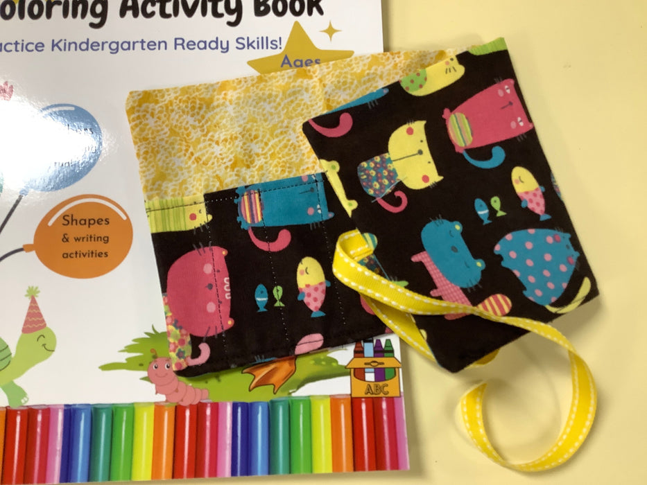 Roll up crayon bag