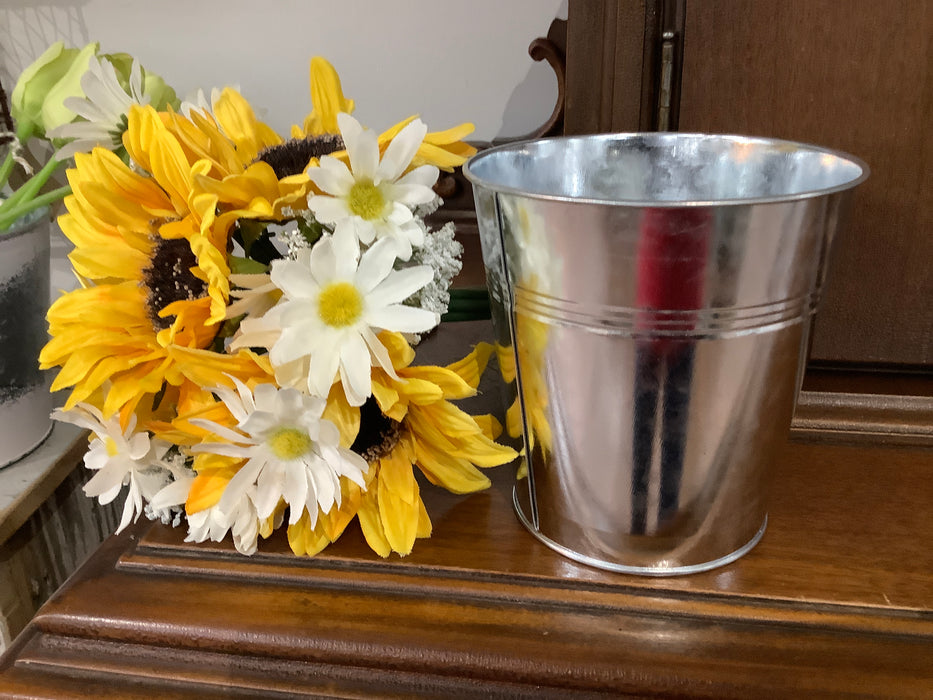Small silver bucket