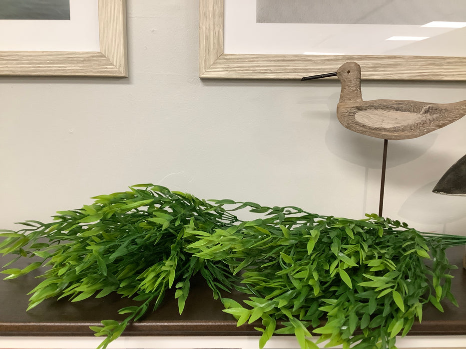 Italian ruscus greenery - 21”