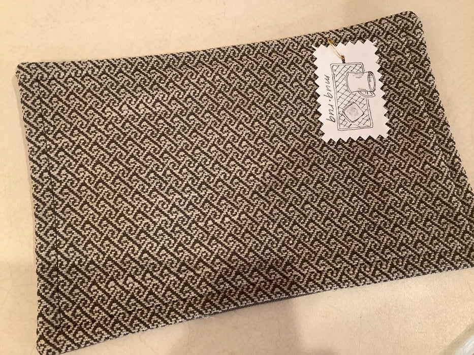 Mug rugs