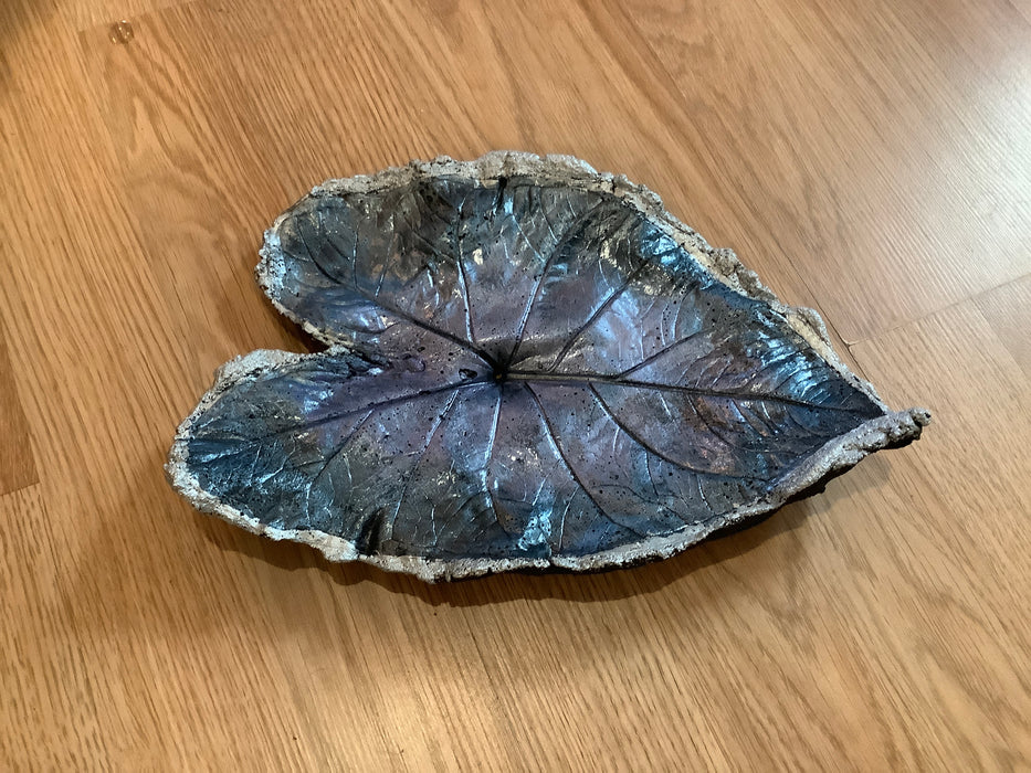 Concrete leaves