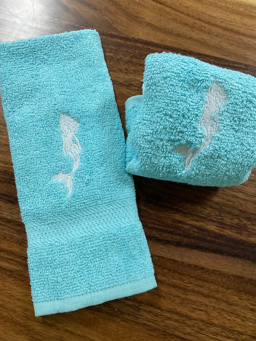 Embroidered hand towel - Mermaid