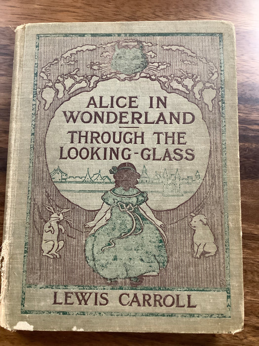 Alice in wonderland book