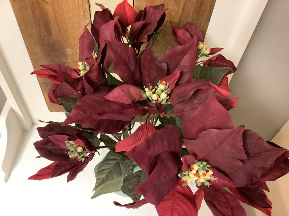 Faux poinsettia bunch