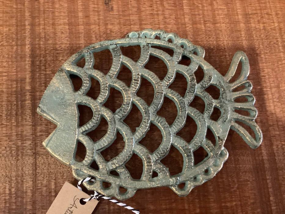 Fish trivet cast iron