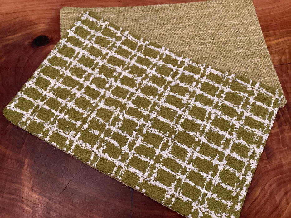 Mug rugs