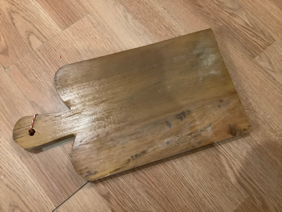 Bread cutting board