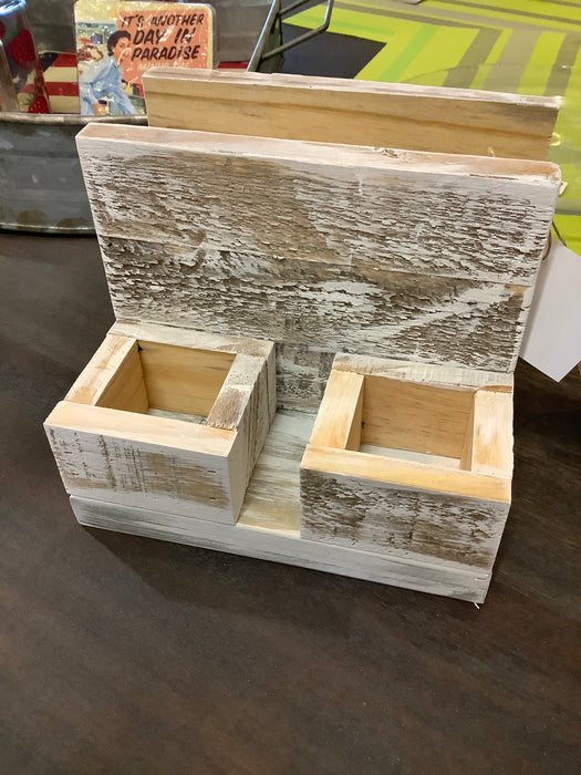 Pallet wood napkin holder