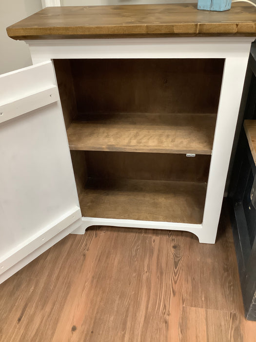 Small cabinet with beach scene