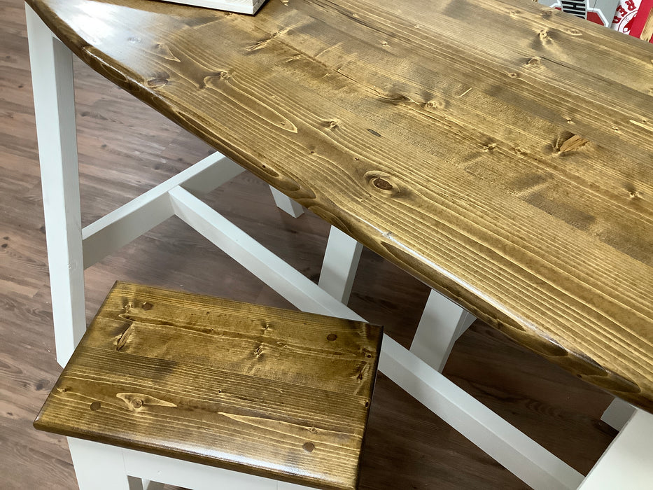 Surfboard table with 2 bar stools