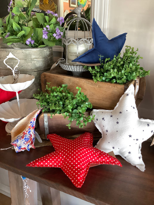 Decorative star pillows