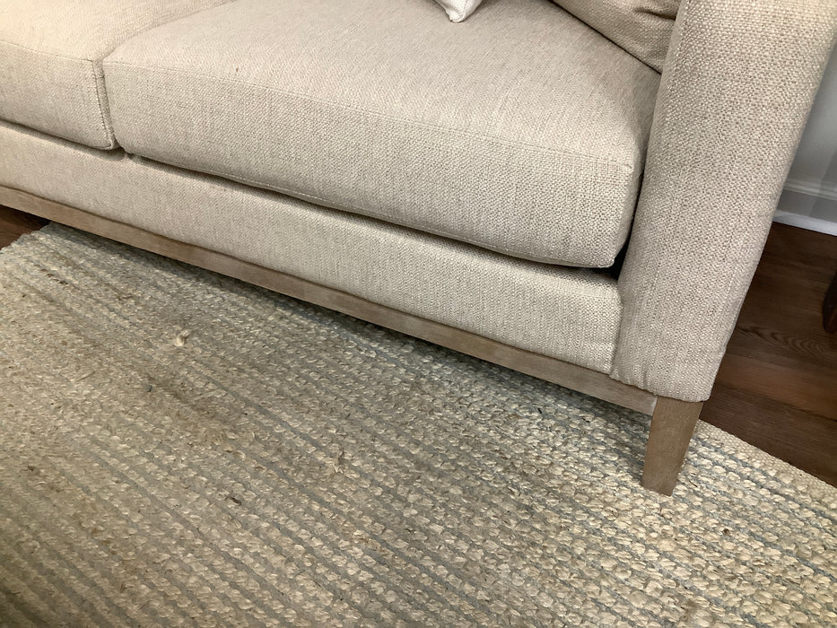 Zeus loveseat