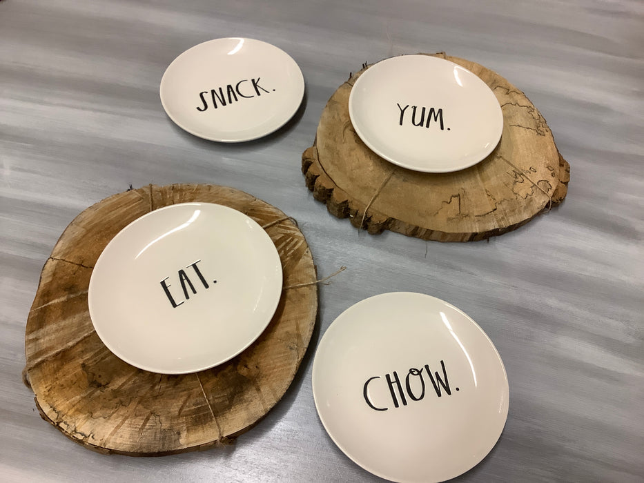 Rae Dunn 4pc small plate set