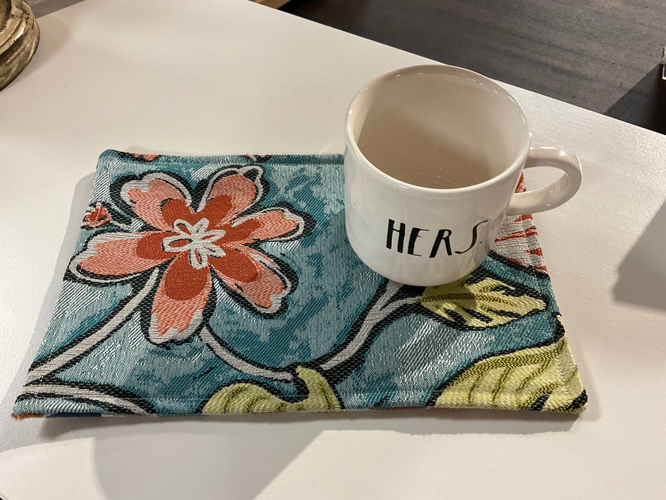 Mug rugs